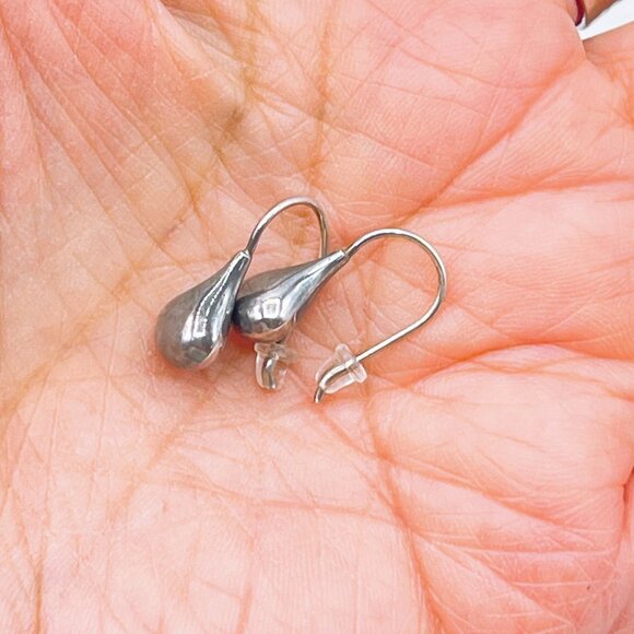 Silpada 925 Sterling Silver Teardrop Earrings - Picture 2 of 7